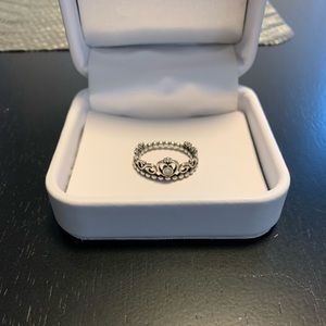 Pandora Princess Tiara Crown Ring